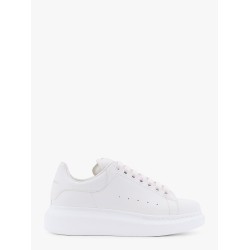 Larry leather sneakers with logo detail on the back