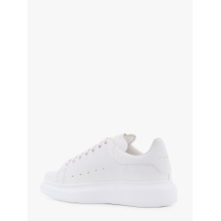Larry leather sneakers with logo detail on the back