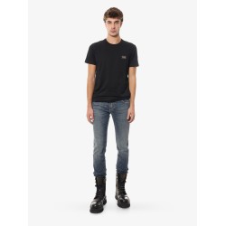 Cotton t-shirt with metal logo patch