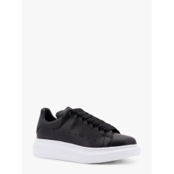 Larry leather sneakers with logo detail on the back