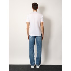 Cotton t-shirt with metal logo patch