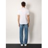 Cotton t-shirt with metal logo patch