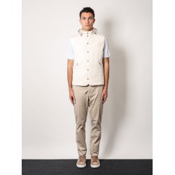 Sleeveless jacket with removable hood
