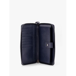 Leather wallet with metal logo