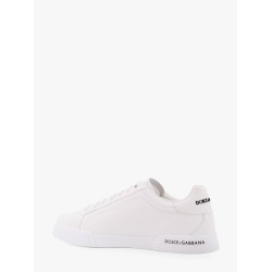 Leather sneakers with lateral logo patch