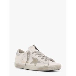 Leather sneakers with back laminated patch