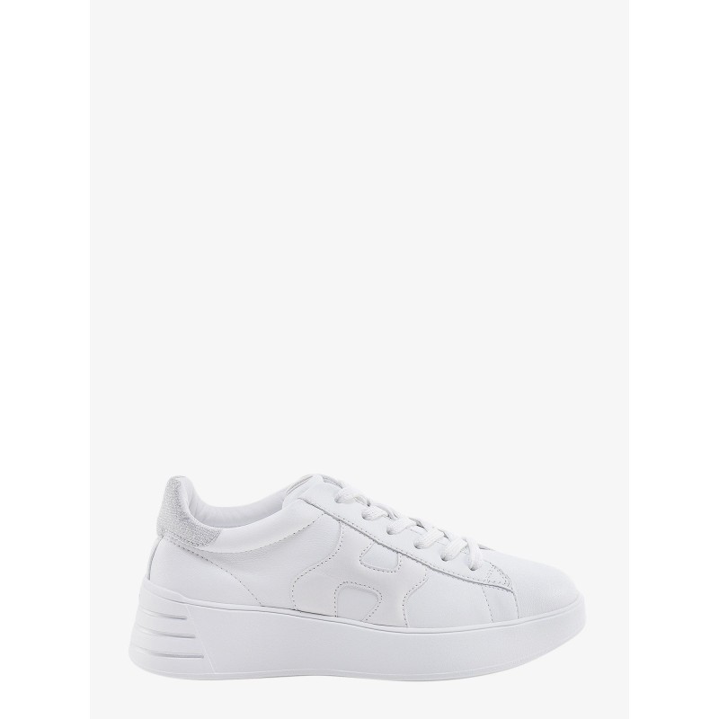 Leather sneakers with glittered patch