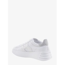 Leather sneakers with glittered patch