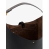 Leather shoulder bag wih iconic metal detail