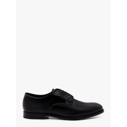 Lace-up patent leather shoe