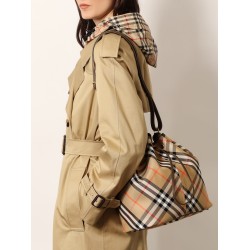 Canvas bucket bag with check motif