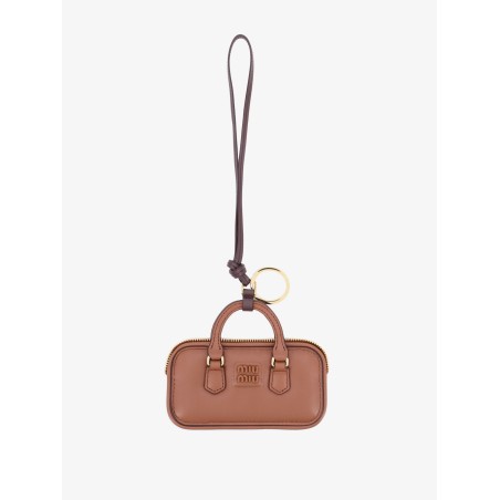 Arcadie leather trick for bags
