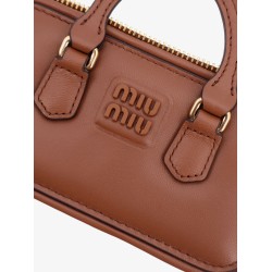 Arcadie leather trick for bags