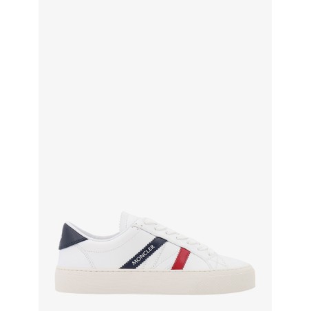 Low-top leather sneakers