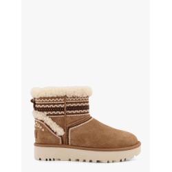 W classic mini atherson suede ankle boots