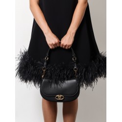 Leather shoulder bag with vlogo signature detail
