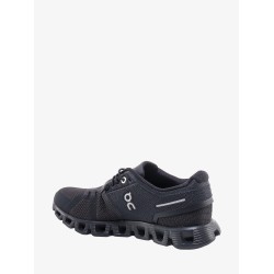 Nylon sneakersus reference sizes