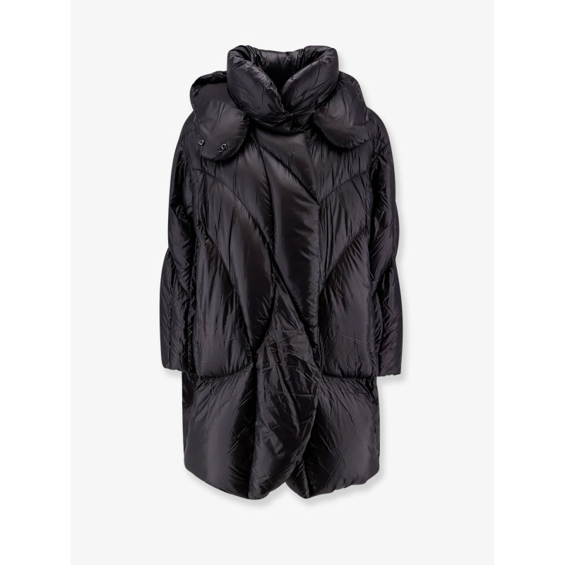 Padded long jacket with removable hood