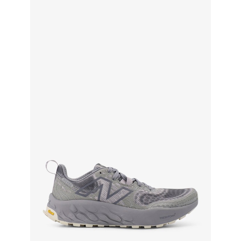 Mesh sneakers