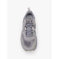 Mesh sneakers
