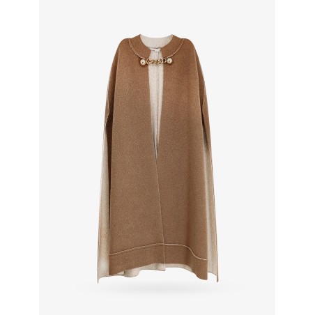 Responsible wool cape