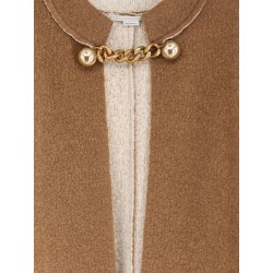 Responsible wool cape