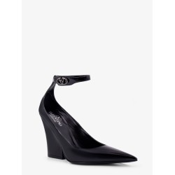 Patent leather décolleté with vlogo the bold buckle