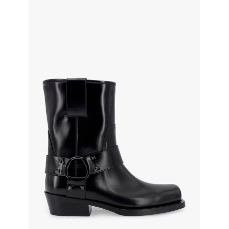 Biker leather boots with iconic studs
