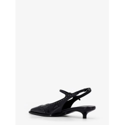 Patent leather décolleté