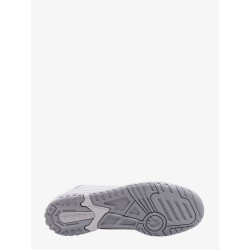 Leather sneakers