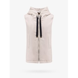 The cube sleeveless jacket with cameluxe padding