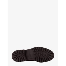 Leather boots with rubber sole