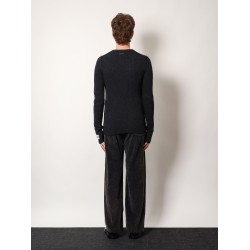 Ribbed sweater with 2009-10 label
