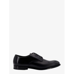 Patent leather lace-up shoe