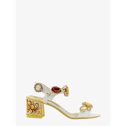 Leather sandals with jewel applications