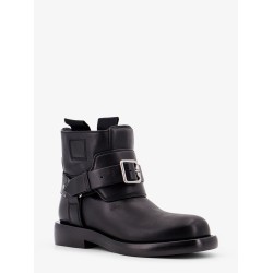 Cobble leather boots with strap