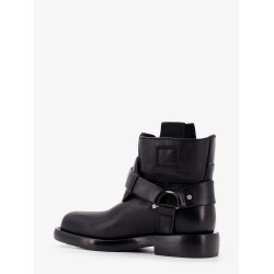 Cobble leather boots with strap