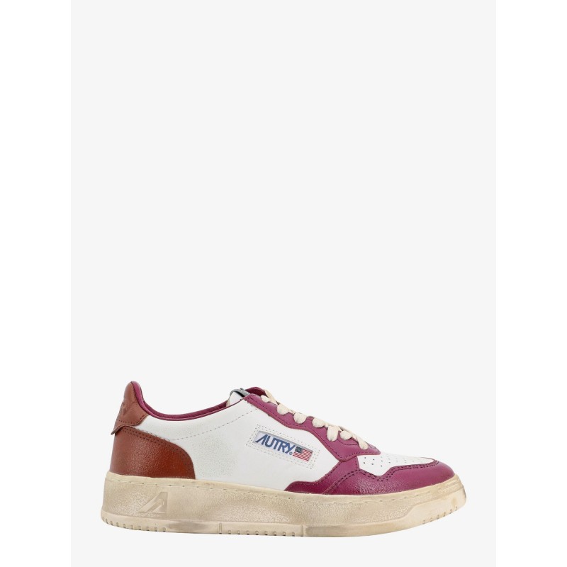 Low-top bicolor leather sneakers