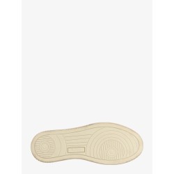 Low-top bicolor leather sneakers