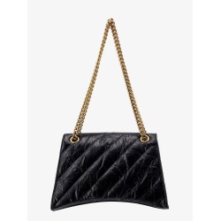 Matelassé leather shoulder bag with frontal monogram