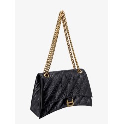 Matelassé leather shoulder bag with frontal monogram