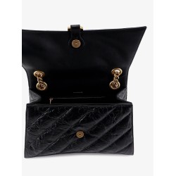 Matelassé leather shoulder bag with frontal monogram