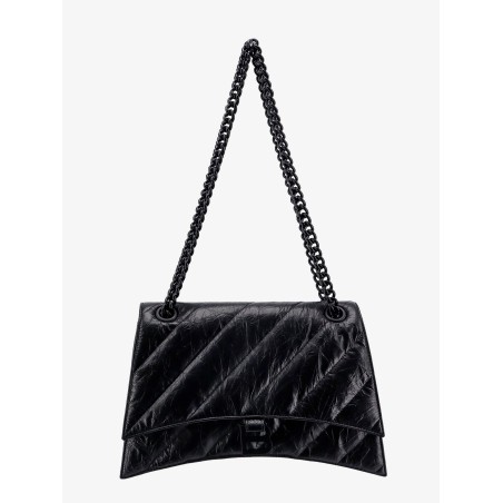 Matelassé leather shoulder bag with frontal monogram