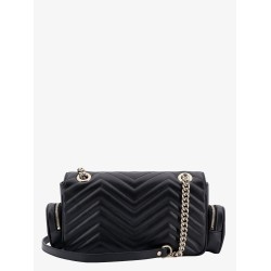 Matelassé leather shoulder bag with multipockets detail