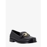 Leather loafer with iconic gancini detail