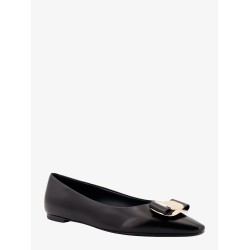 Leather ballerinas with iconic vara bow