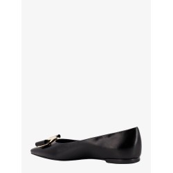 Leather ballerinas with iconic vara bow