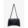 Matelassé leather shoulder bag with frontal monogram
