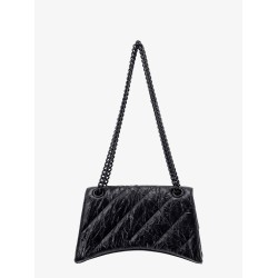 Matelassé leather shoulder bag with frontal monogram