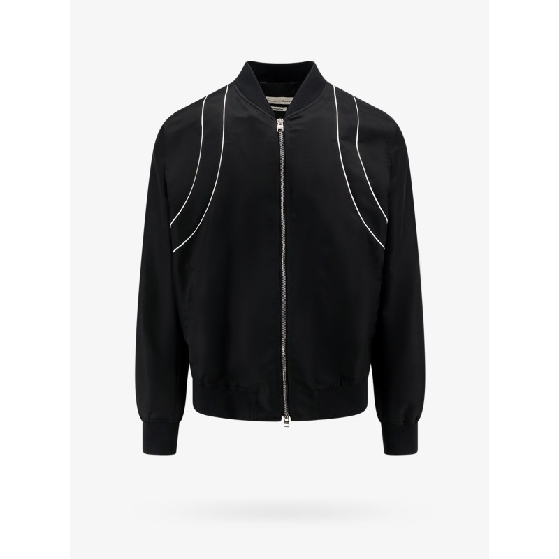 Nylon jacket with contrasting detail